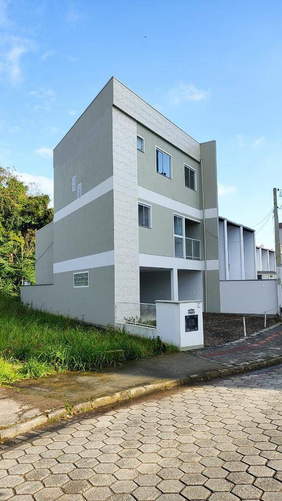 #1036 - Sobrado para Venda em Blumenau - SC