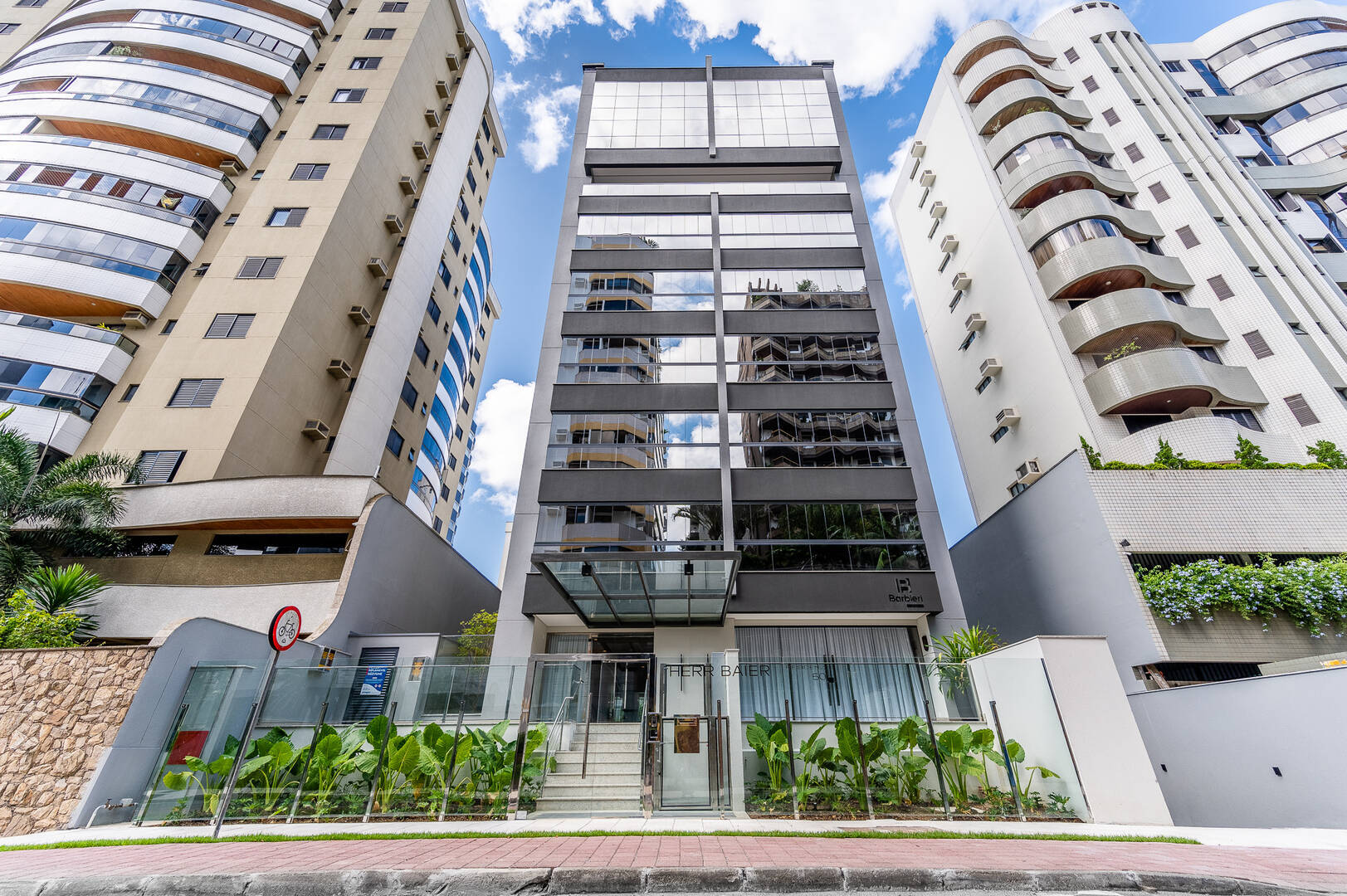 #1175 - Apartamento para Venda em Blumenau - SC