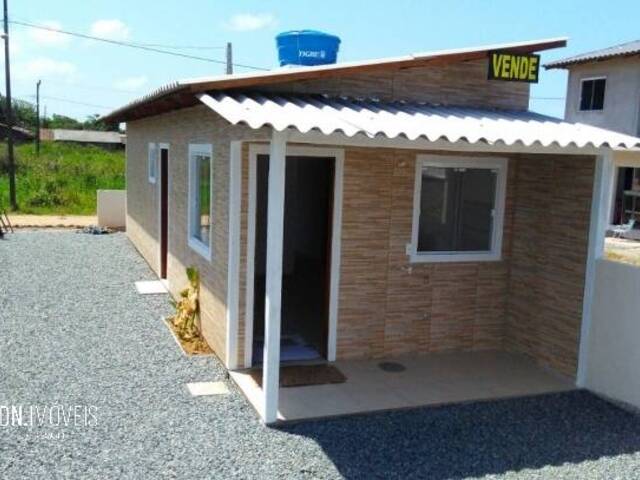 #124 - Casa para Venda em Piçarras - SC