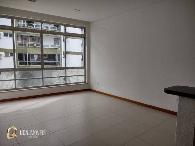 #660 - Apartamento para Locação em Blumenau - SC