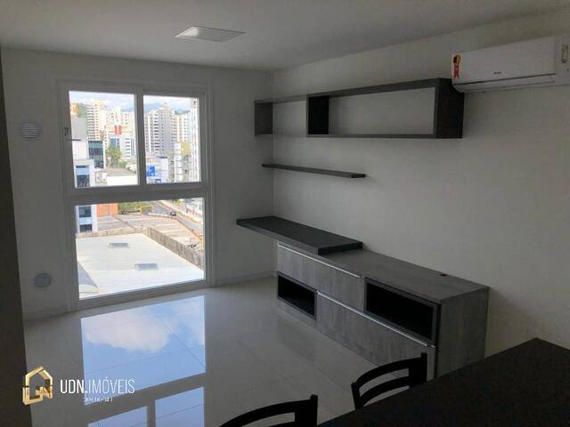#673 - Apartamento para Locação em Blumenau - SC