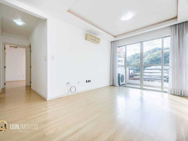 #740 - Apartamento para Locação em Blumenau - SC