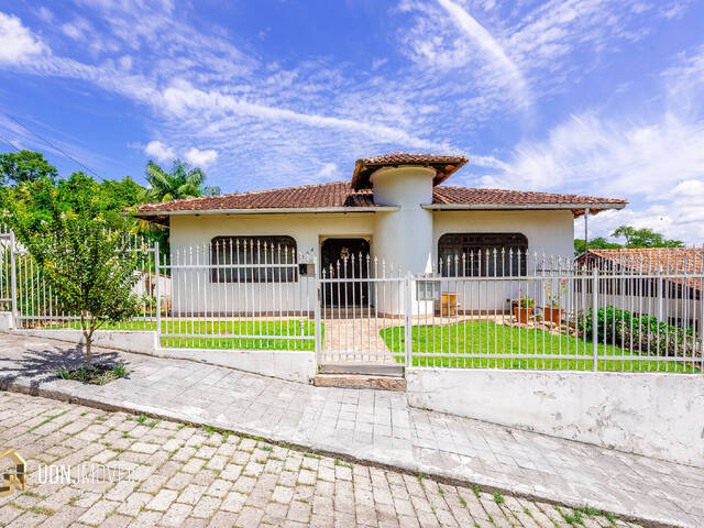 #816 - Casa para Venda em Blumenau - SC