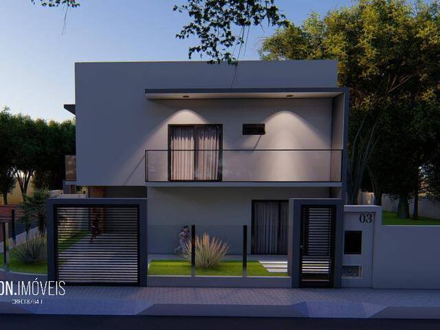 #961 - Casa para Venda em Piçarras - SC