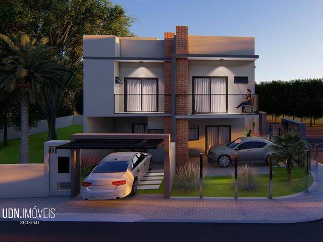 #961 - Casa para Venda em Piçarras - SC