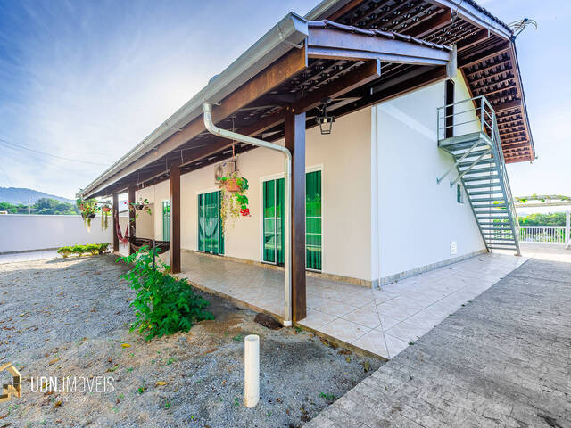#1055 - Casa para Locação em Blumenau - SC