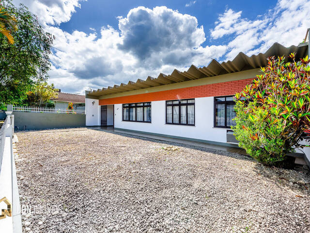#1068 - Casa para Locação em Blumenau - SC
