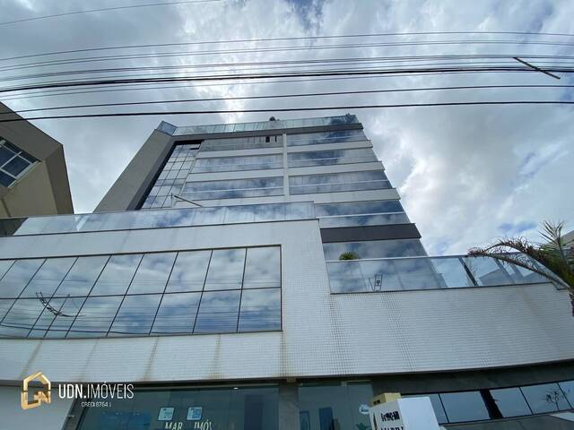#1115 - Apartamento para Venda em Navegantes - SC