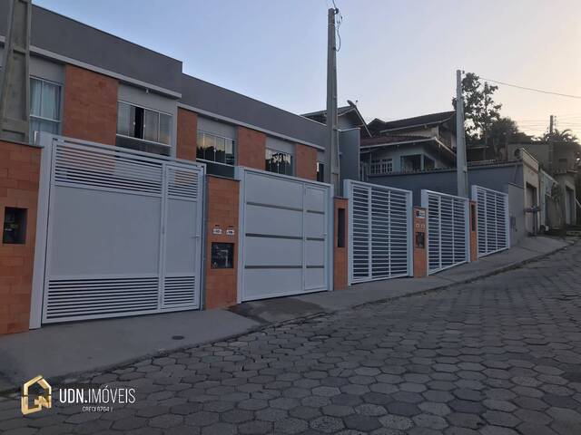 #720 - Sobrado para Venda em Blumenau - SC