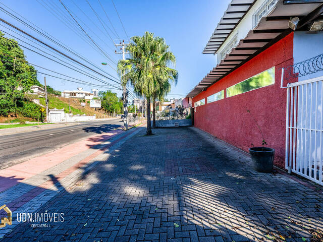 Locação em Ponta Aguda - Blumenau