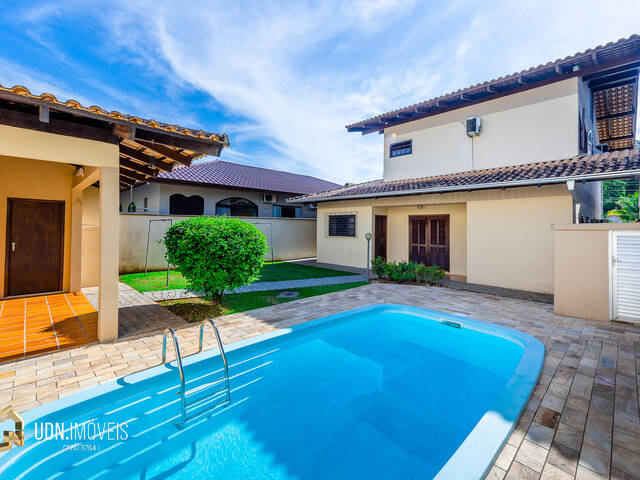 #1604 - Casa em condomínio para Venda em Blumenau - SC