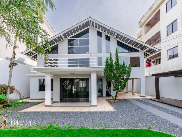 #1064 - Casa para Venda em Blumenau - SC