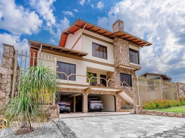 #1090 - Casa em condomínio para Venda em Blumenau - SC
