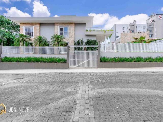 #1672 - Casa para Venda em Blumenau - SC
