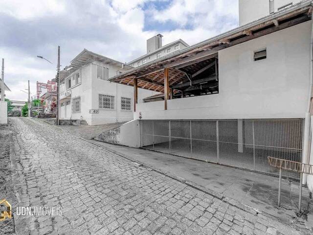 #1690 - Casa para Locação em Blumenau - SC
