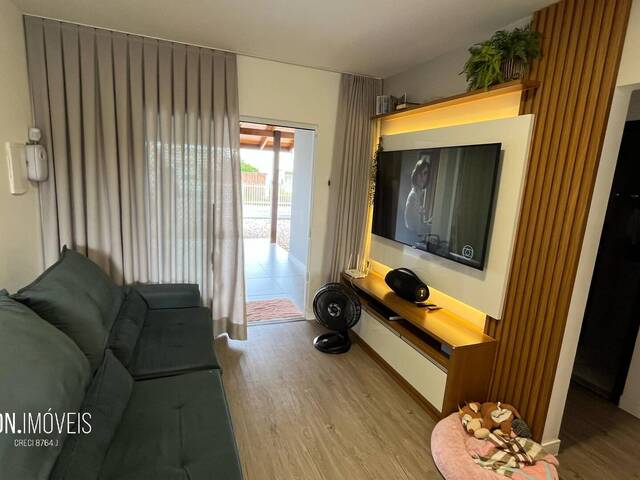 #1692 - Apartamento para Venda em Penha - SC