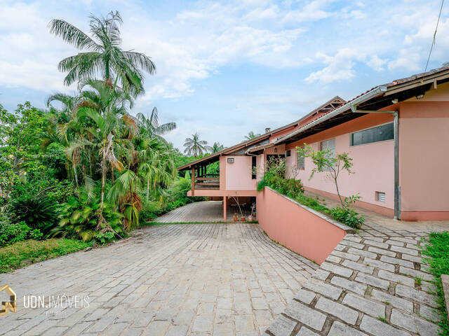 #1752 - Casa para Venda em Blumenau - SC