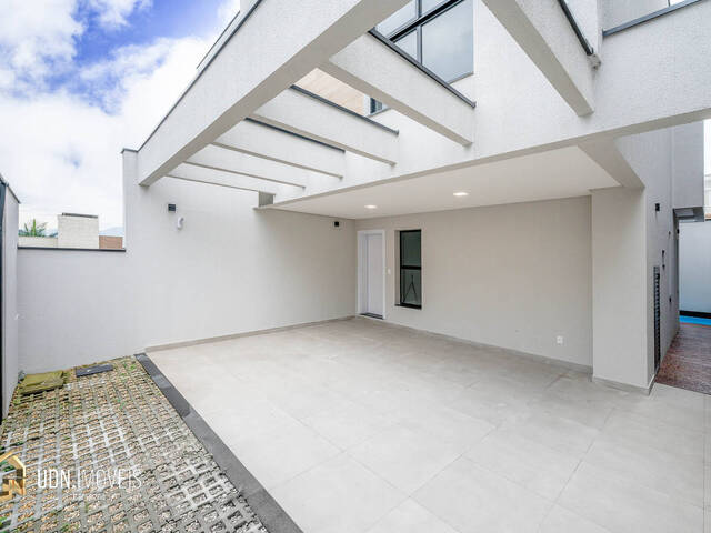 #1652 - Sobrado para Locação em Blumenau - SC