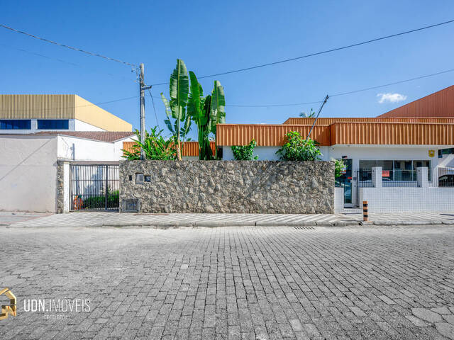 #1814 - Casa para Locação em Blumenau - SC