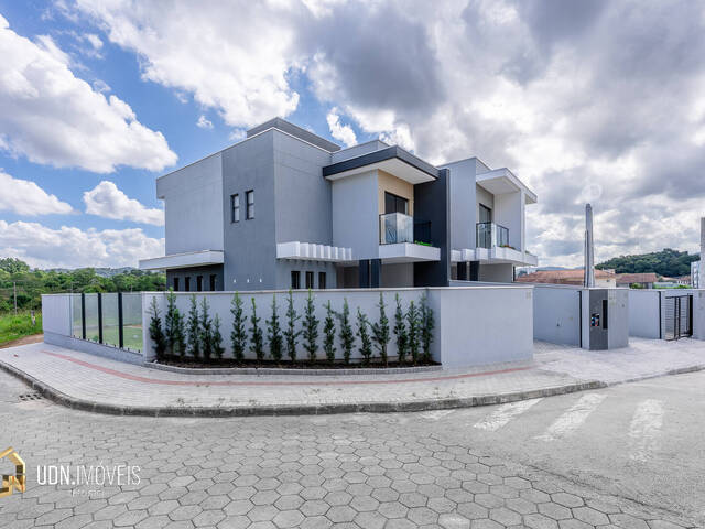 #1787 - Sobrado para Venda em Gaspar - SC