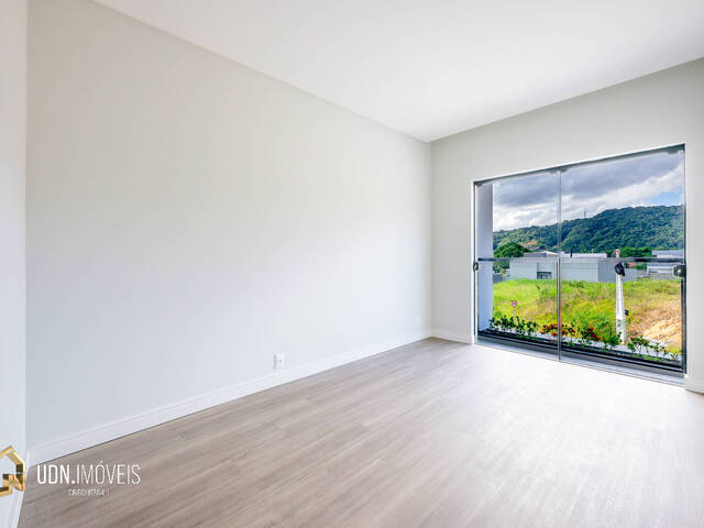 #1788 - Sobrado para Venda em Gaspar - SC