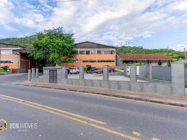 #1900 - Galpão para Locação em Blumenau - SC