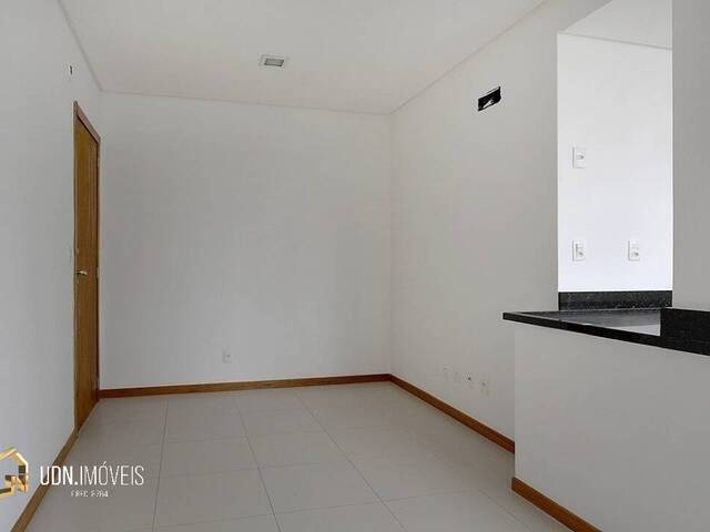 #1044 - Apartamento para Locação em Blumenau - SC