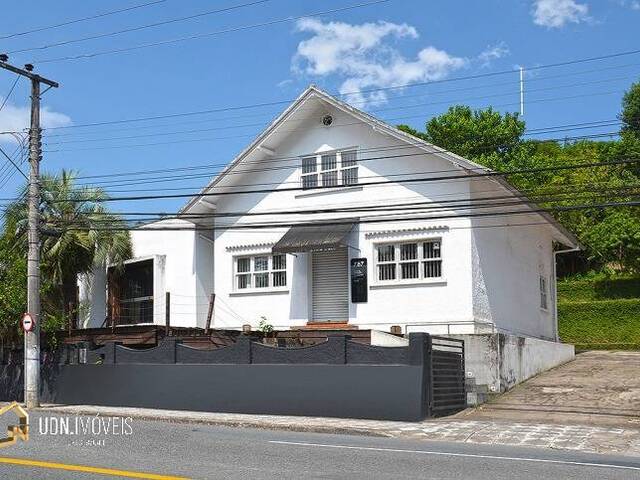 #196 - Casa para Locação em Blumenau - SC - 1