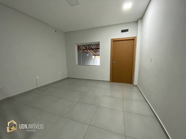 Sobrado para Locação em Gaspar - 4