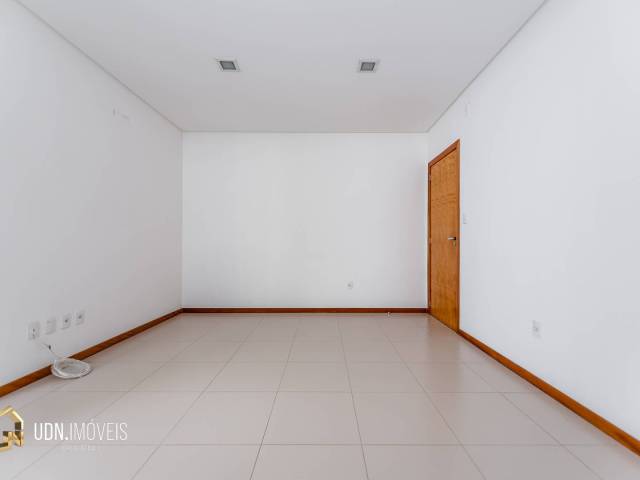 #1831 - Apartamento para Locação em Blumenau - SC