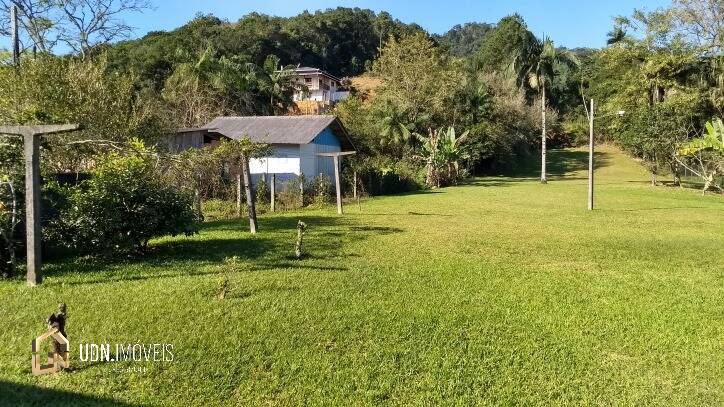 Lindo Terreno à venda no bairro Itoupava Central em Blumenau, SC.