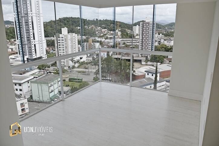 Linda Cobertura com 4 quartos na bairro Itoupava Seca Blumenau SC