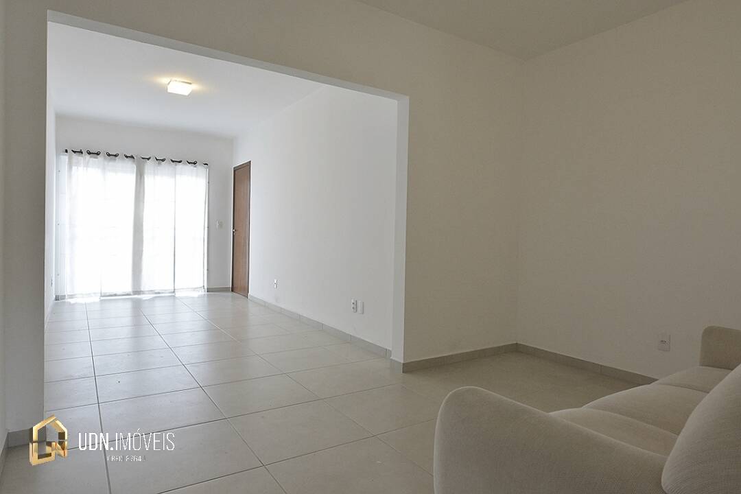 Apartamento semi mobiliado para locação no bairro Água Verde em Blumenau/SC