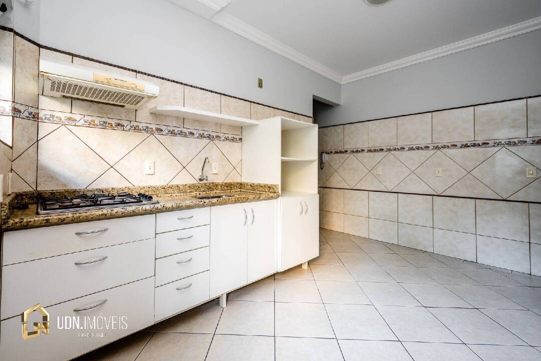 Apartamento dois quartos semimobiliado para locação, bairro Itoupava Norte — foto 3