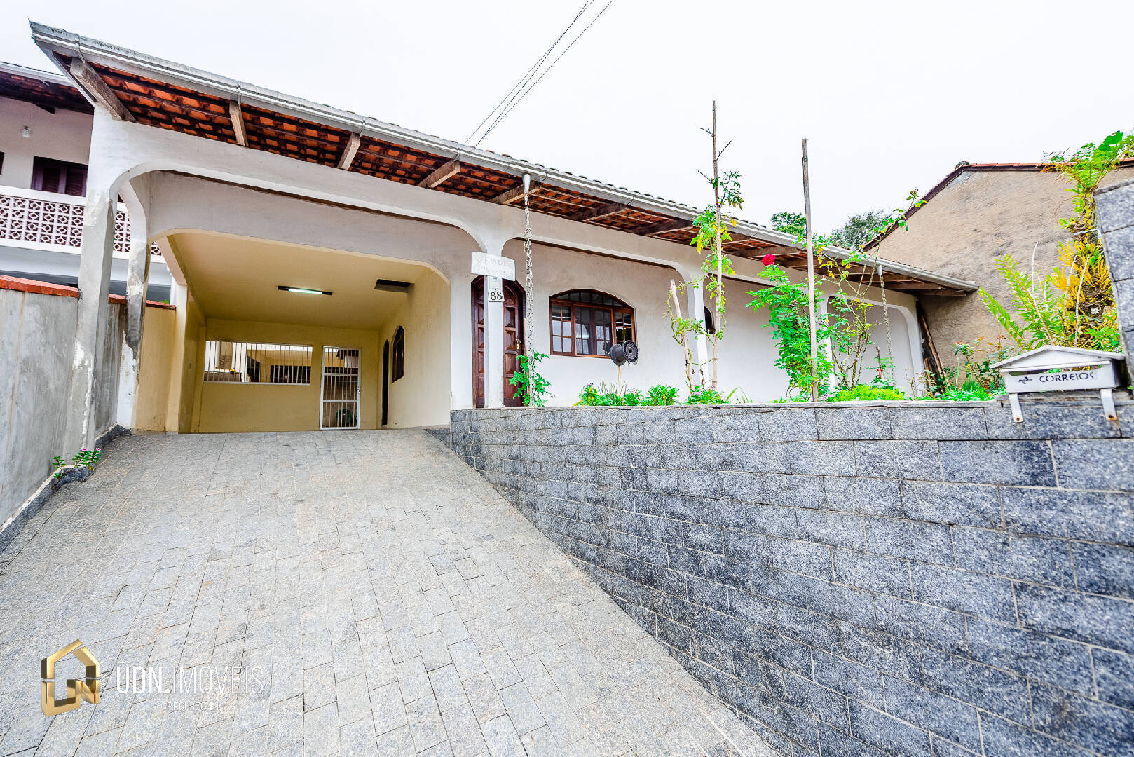 Ampla casa à venda, semimobiliada no Bairro Fortaleza, Blumenau, SC
