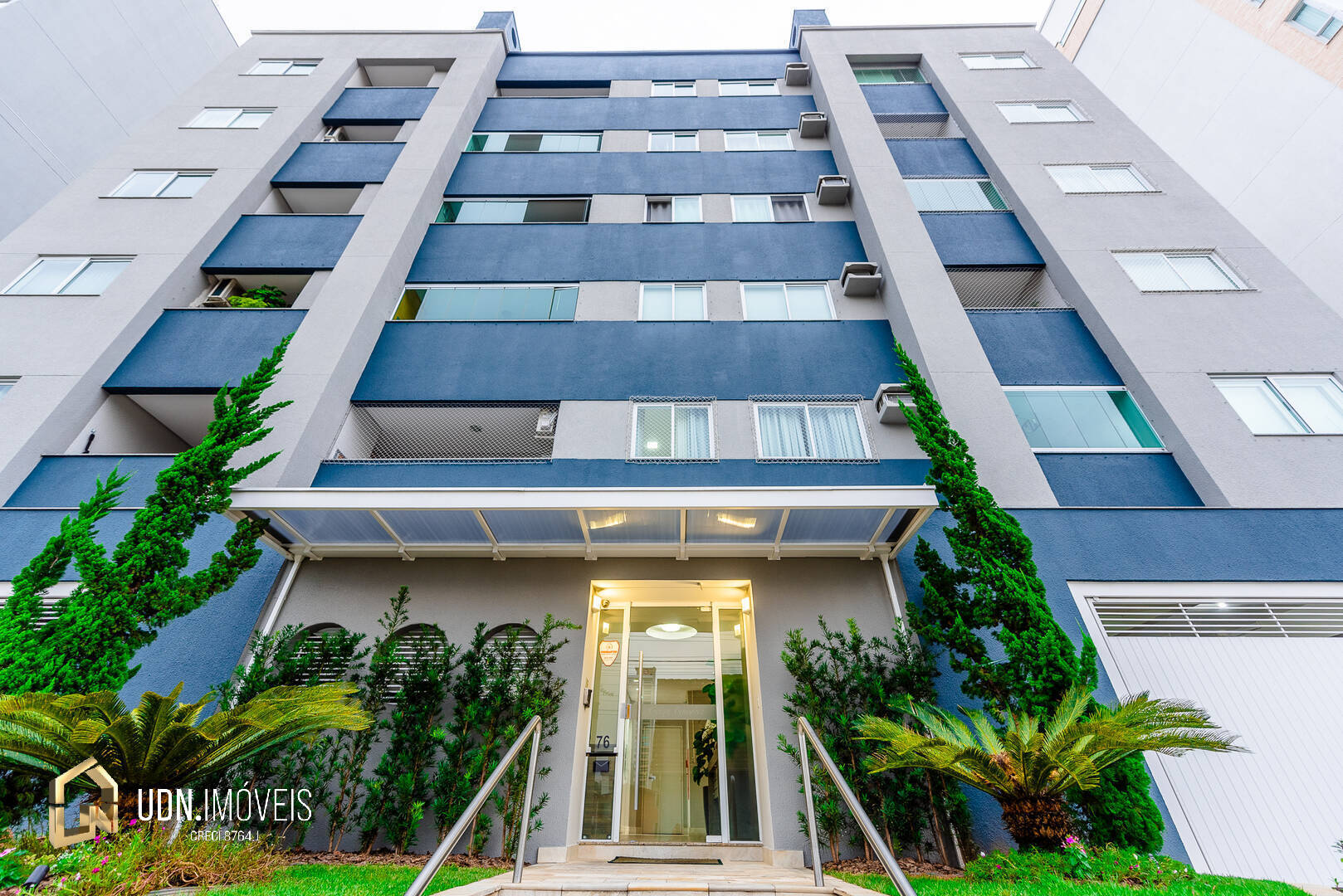 Apartamento semi mobiliado a venda no bairro Velha, Blumenau - SC