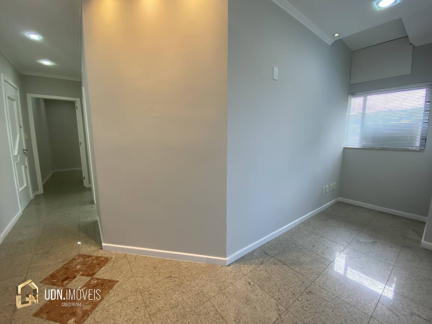 Sala semi mobiliada a venda e locação bairro Garcia, Blumenau - SC — foto 6