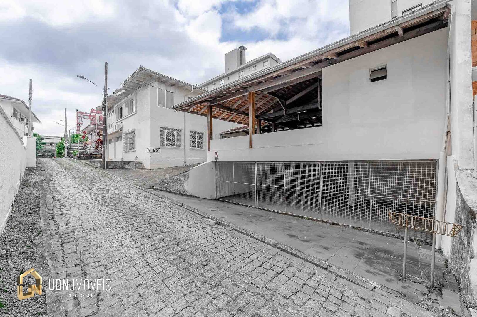 Casa comercial para locação no bairro Jardim Blumenau, Blumenau - SC
