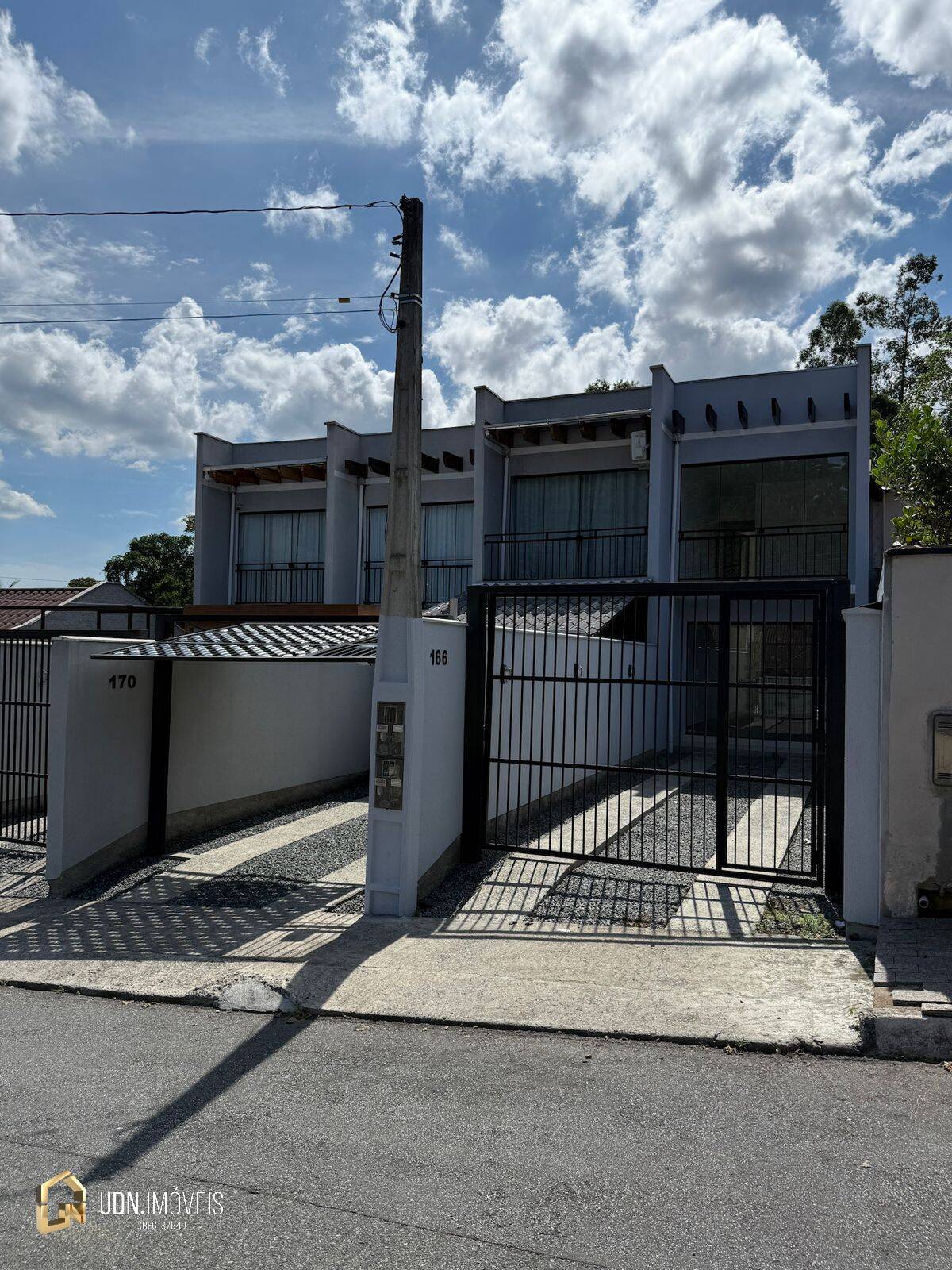Sobrado a Venda no Bairro Escola Agrícola, Blumenau - SC