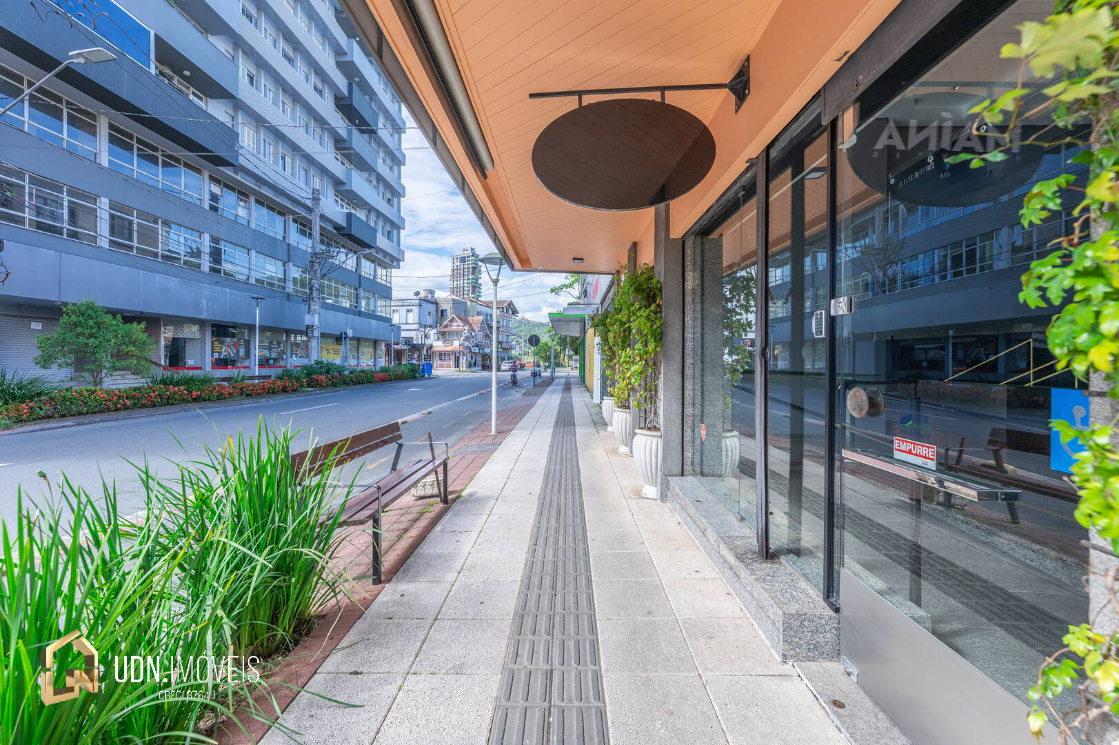 Sala Comercial Semi-mobiliada no Centro de Blumenau/SC, — foto 5